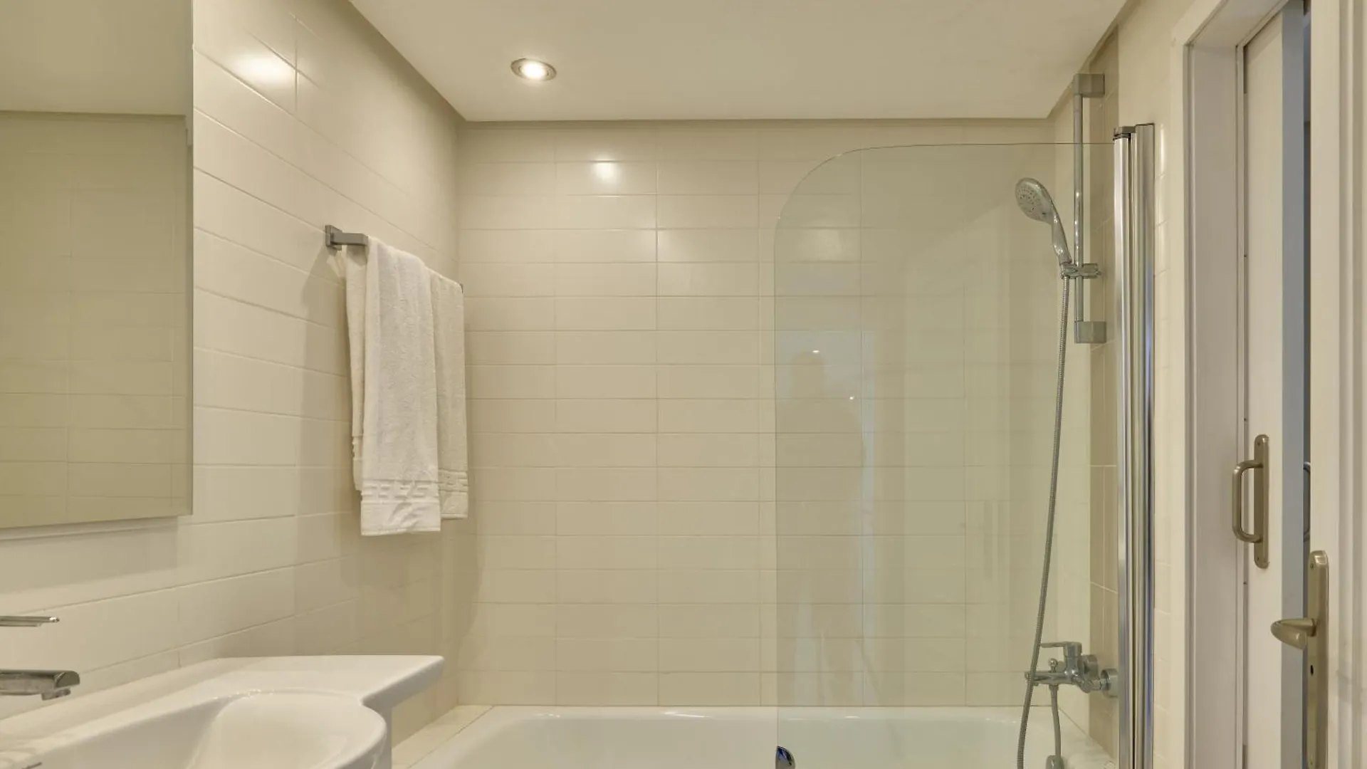 Benabola Puerto Banus By La Maison Marbella Rentals Apartment