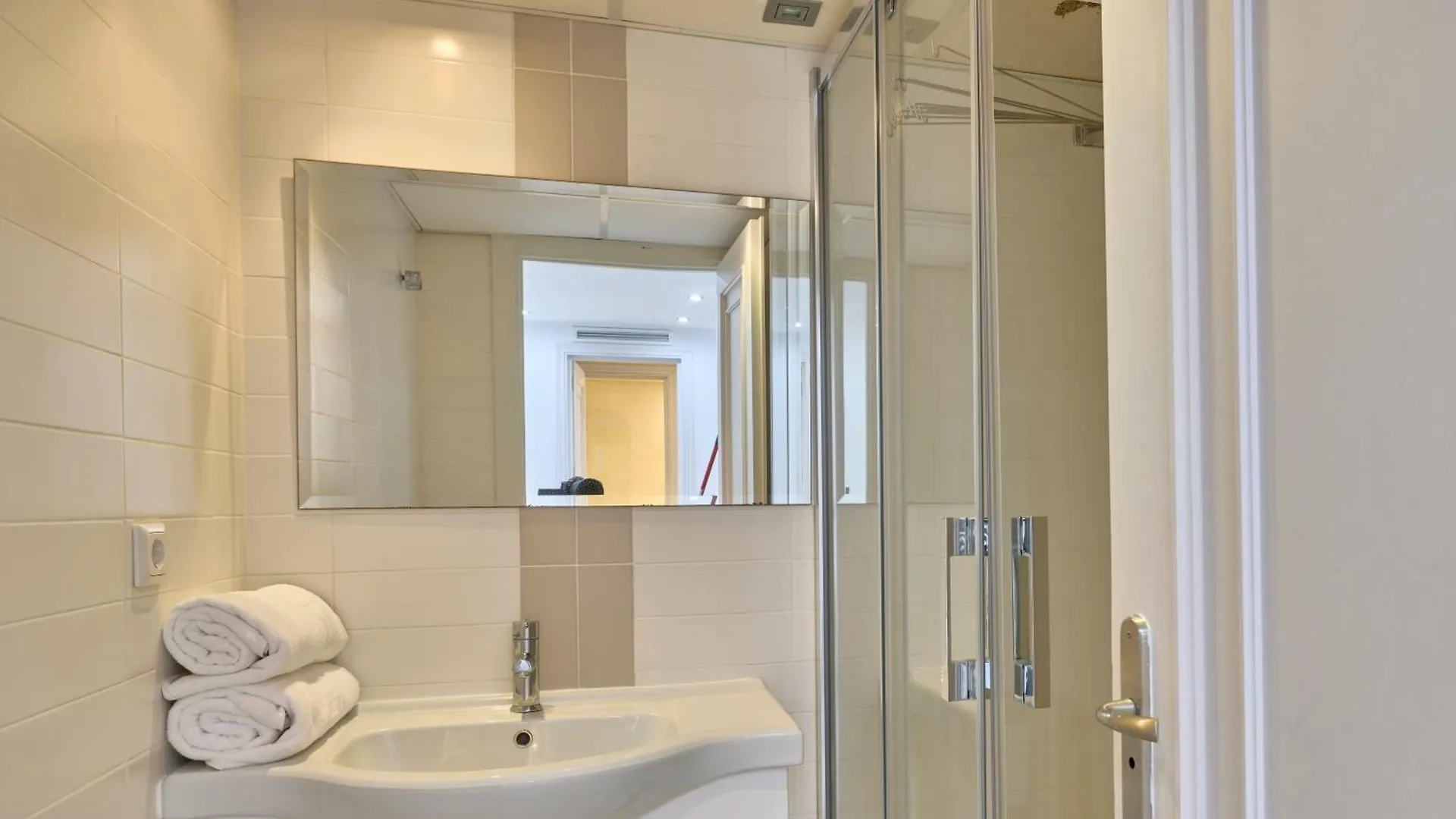 Benabola Puerto Banus By La Maison Marbella Rentals Spain