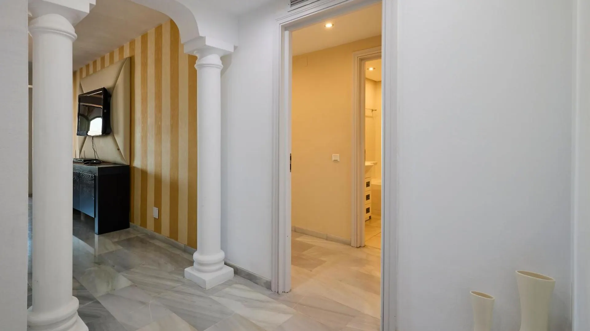 Benabola Puerto Banus By La Maison Marbella Rentals Apartment